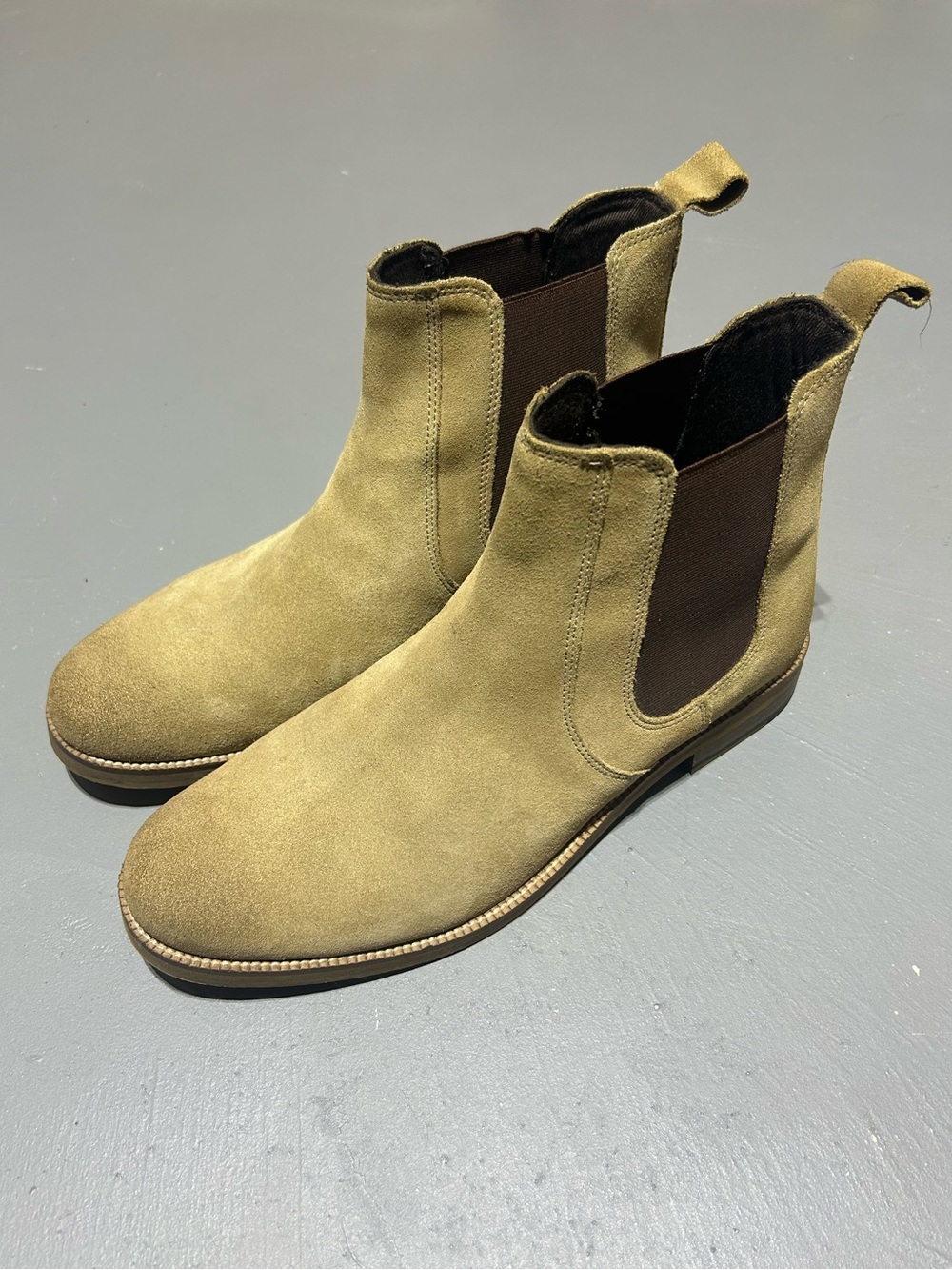 Crēvo Tan and Brown Suede Chelsea Boots
(Men’s Size 10.5)